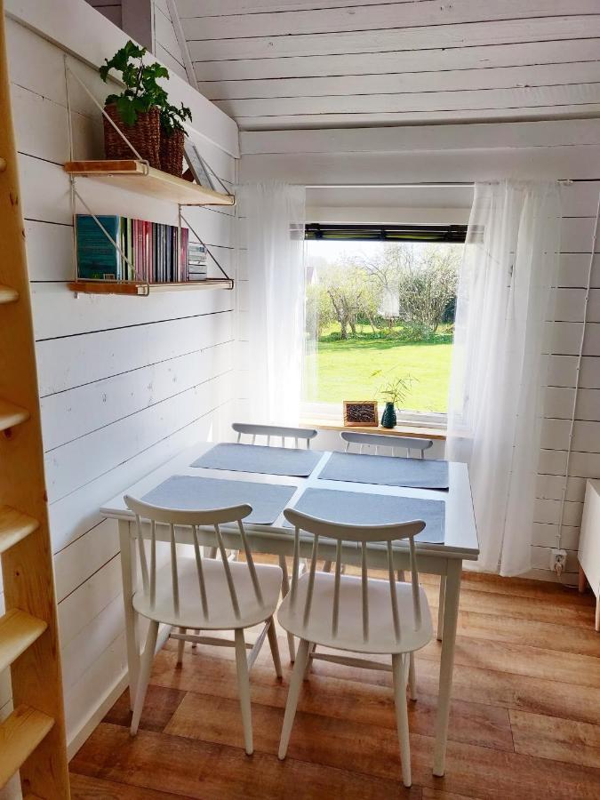 Holiday home Lillstugan - Och Havsnaera I Lugnt Villomrade *