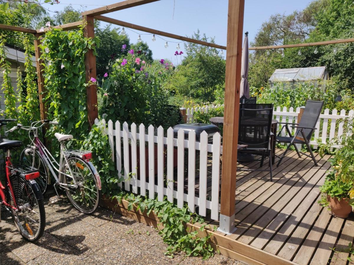 Lillstugan - Och Havsnaera I Lugnt Villomrade Holiday home